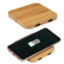 Wireless charger van bamboe met 2 USB-Hubs - Topgiving